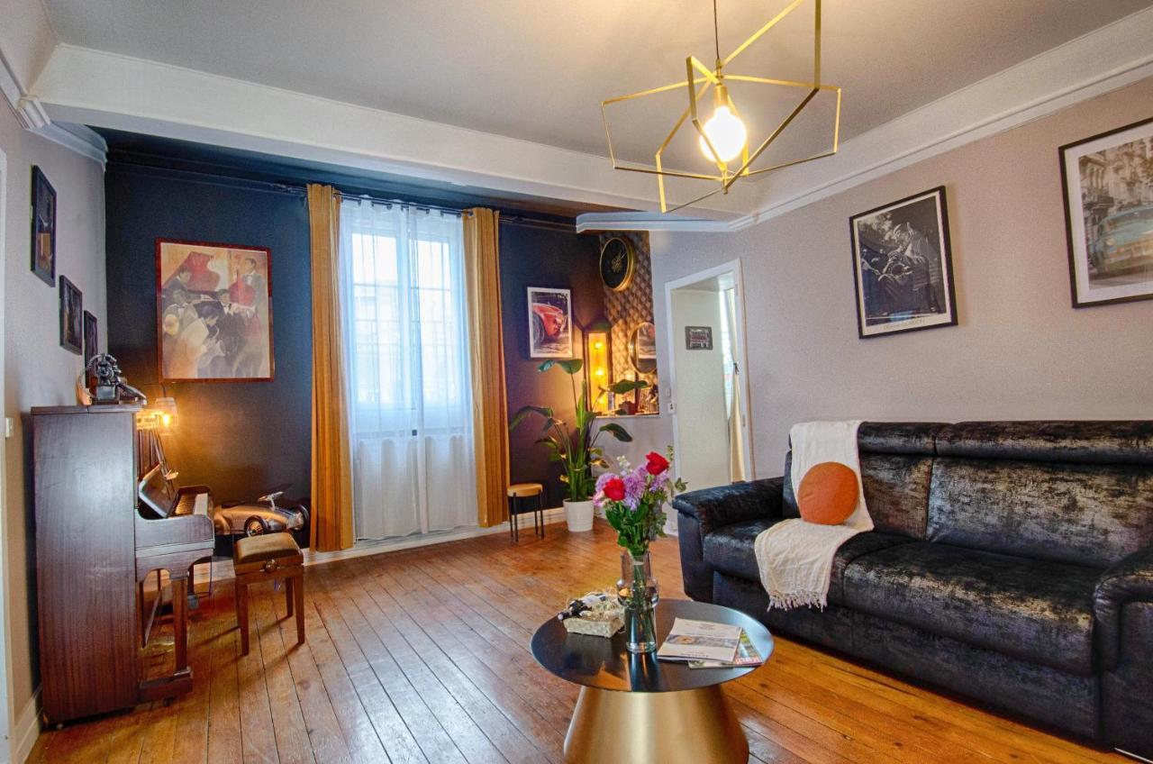 Sweet Nina Jazz Appartement Pour 5 Voyageurs, Situe A La Place De La Republique, Avec Parking Et Lit Queen Size Le Mans Kültér fotó