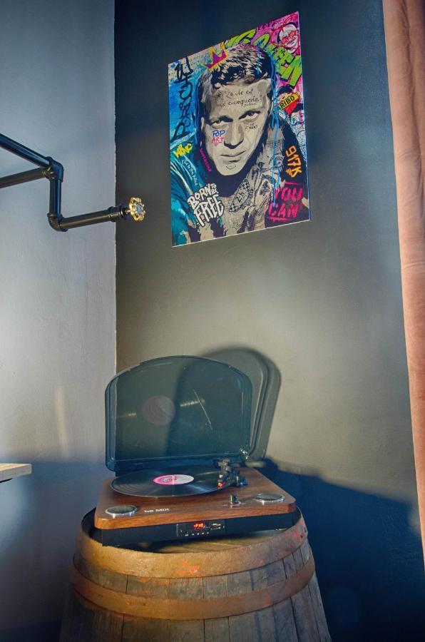 Sweet Nina Jazz Appartement Pour 5 Voyageurs, Situe A La Place De La Republique, Avec Parking Et Lit Queen Size Le Mans Kültér fotó