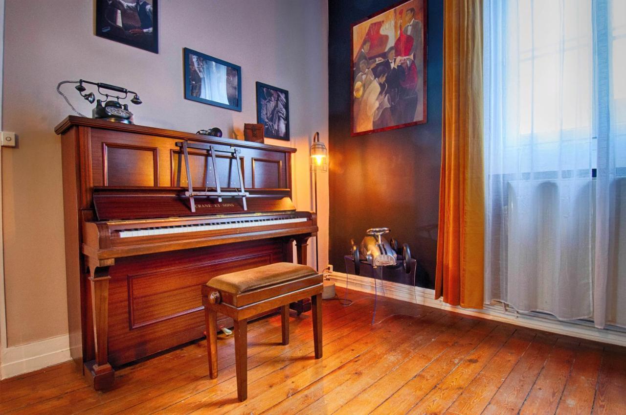 Sweet Nina Jazz Appartement Pour 5 Voyageurs, Situe A La Place De La Republique, Avec Parking Et Lit Queen Size Le Mans Kültér fotó